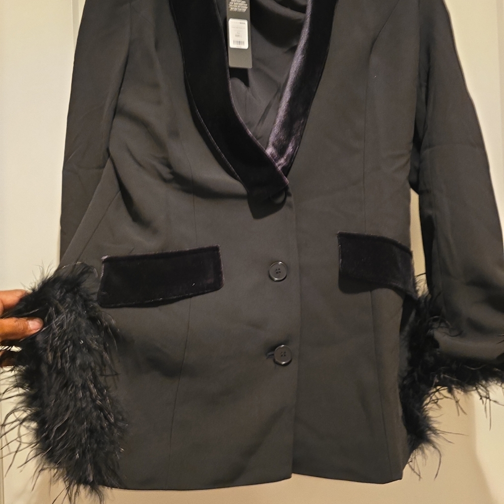 Elegant Black Velvet Collar Blazer